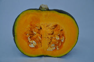 Courge shiatsu - 1/2 pièce (1 à 1.5 kg)